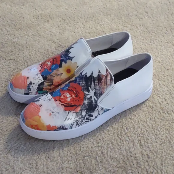 Robert Graham | Shoes | Robert Graham Buddy Leather Sneaker  display picture 2